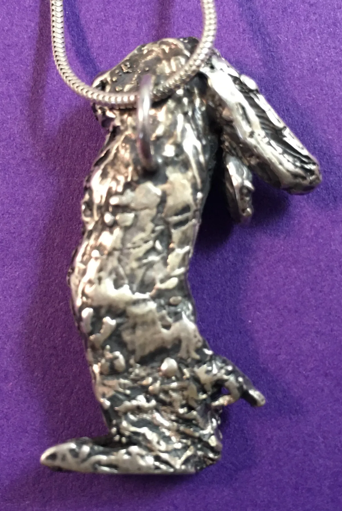 Solid silver sitting hare pendant
